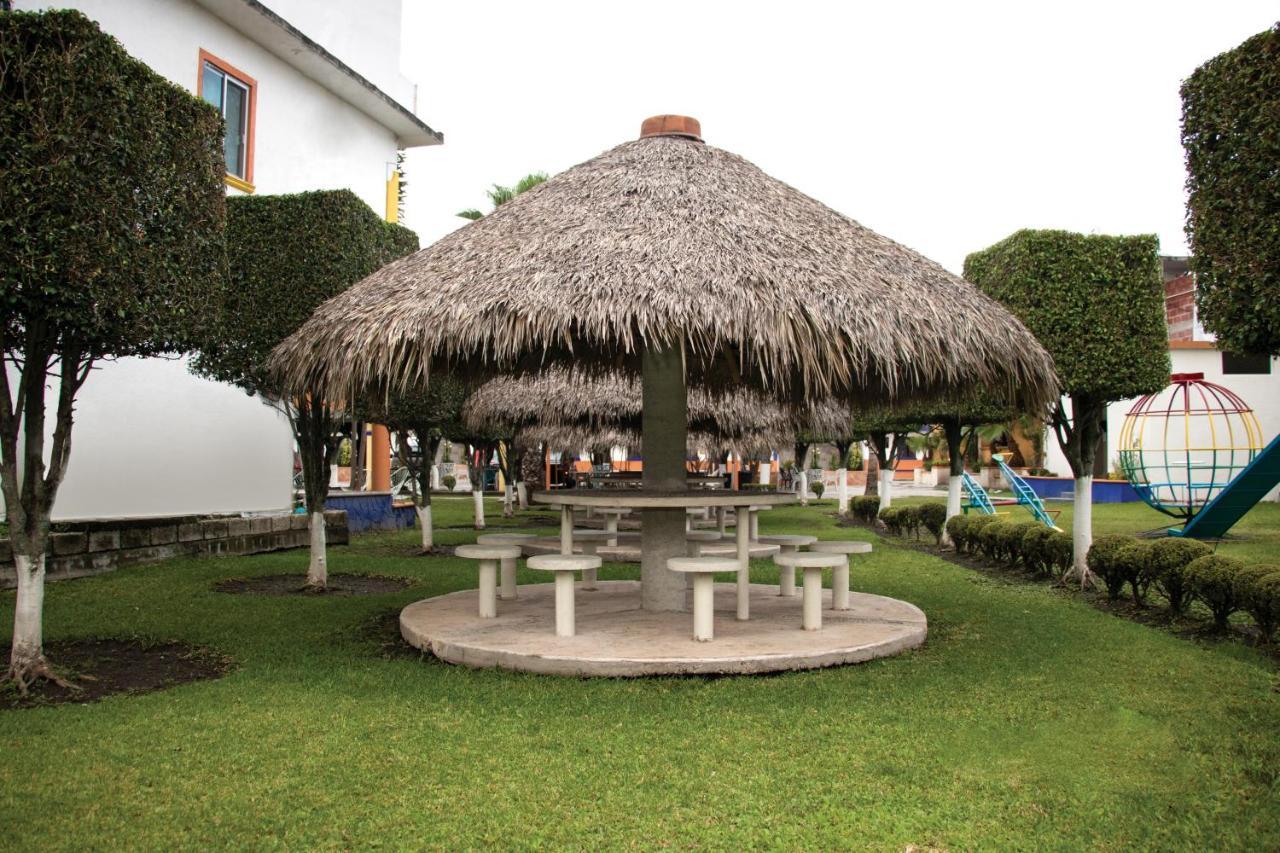 Hotel San Carlos Yautepec Kültér fotó