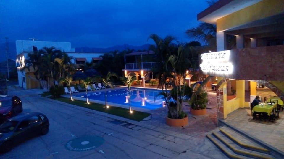 Hotel San Carlos Yautepec Kültér fotó